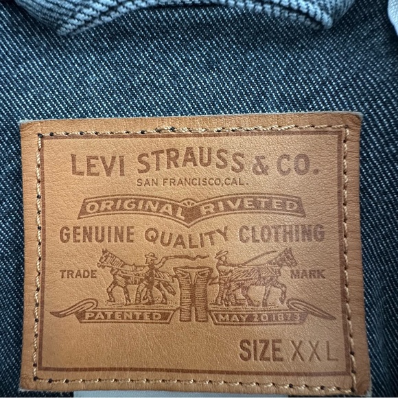 Levi's Premium Big E Ripped Distressed Trucker Jean Jacket Size: XXL‎ - Picture 14 of 16